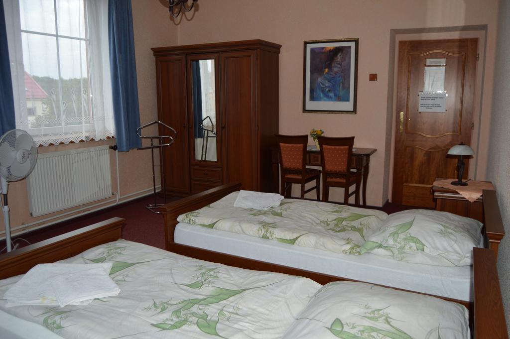 Hotel Paradise Ostrava Zimmer foto
